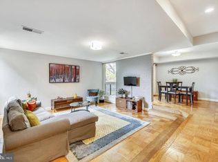 9901 Blundon Dr #7202, Silver Spring, MD 20902