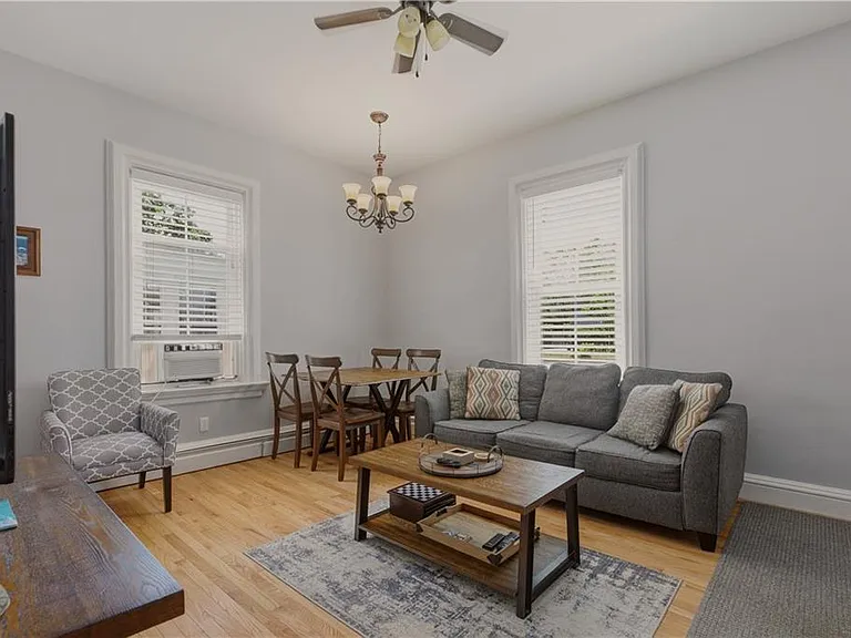 3 Prairie Ave #1 — Photo 3