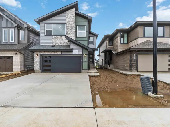 2232 5th Ave SW, Edmonton, AB T6X 2W6
