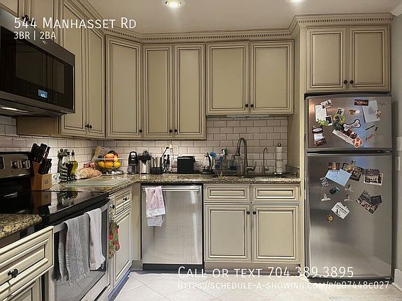 5th image of 544 Manhasset Rd