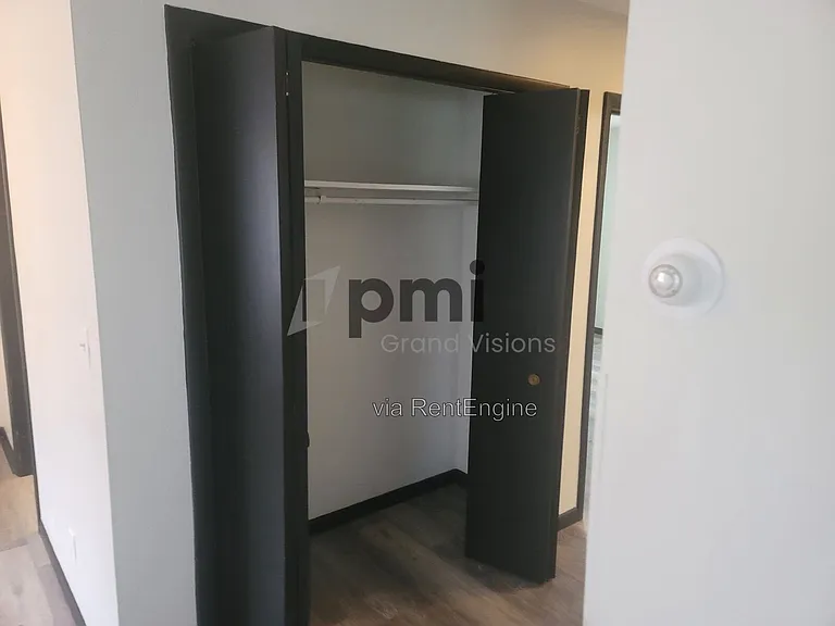 1301 Mitchem Dr #1 — Photo 8