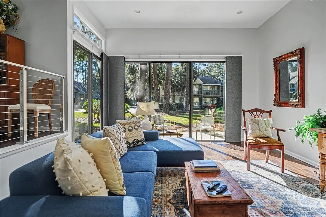 4 bed, 3.0 bath, 1747 sqft, $4,800 — Photo 4