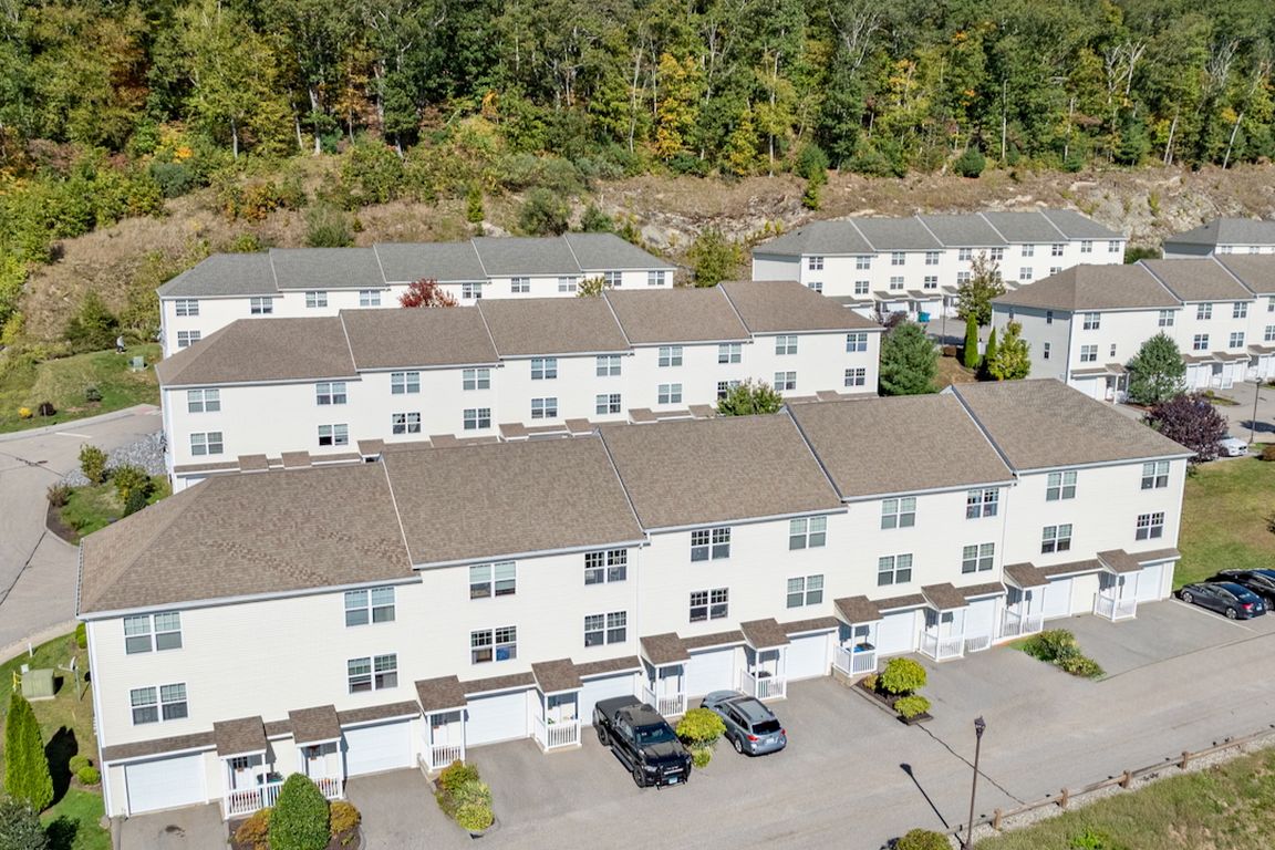 Townhouse apartments.