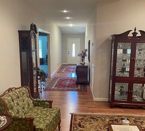 2nd image of 341B Paris Harbor Dr