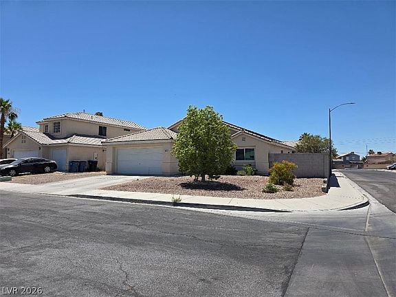 2nd image of 3609 Arkwright Falls Ave