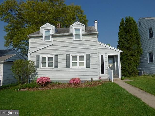 1st image of 217 S Mont Valla Ave