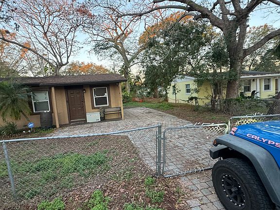 4th image of 7800 Pomelo Dr