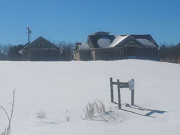 2nd image of 48155 Ingram Rd