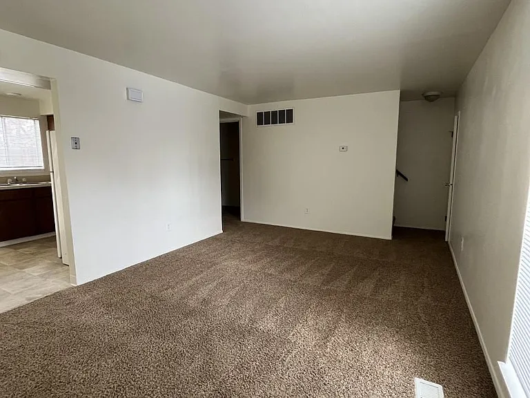 Colby Court — Photo 11