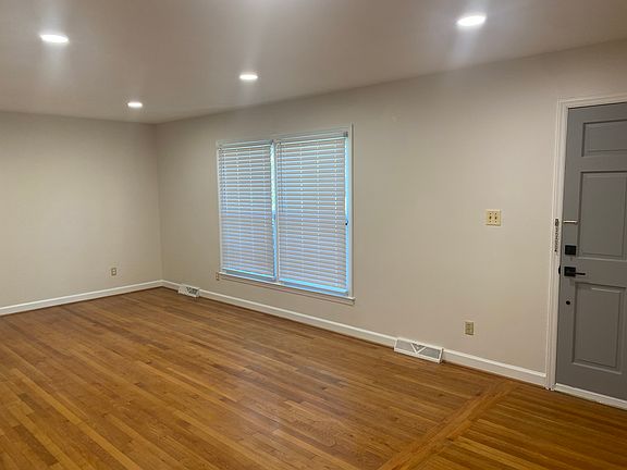 5th image of 5255 Glenbrier Dr