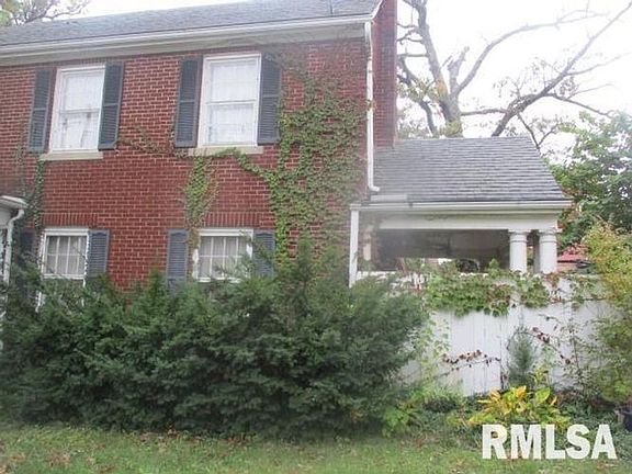 2nd image of 3919 N Knoxville Ave