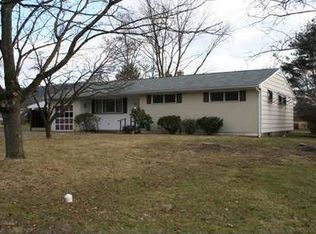 1877 Beauty Ave, Williamsport, PA 17701