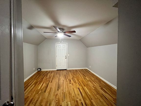 3rd image of 4250 W Haddon Ave #2R