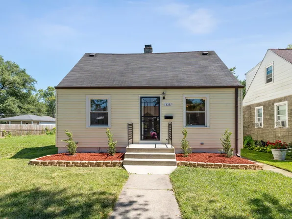 12237 S Carpenter St, Chicago, IL 60643