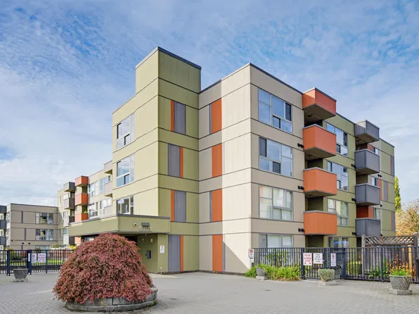 12085 228th St #327, Maple Ridge, BC V2X 6M2