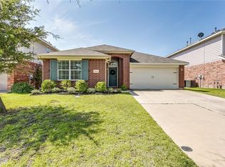 10729 Highland Ridge Rd, Fort Worth, TX 76108