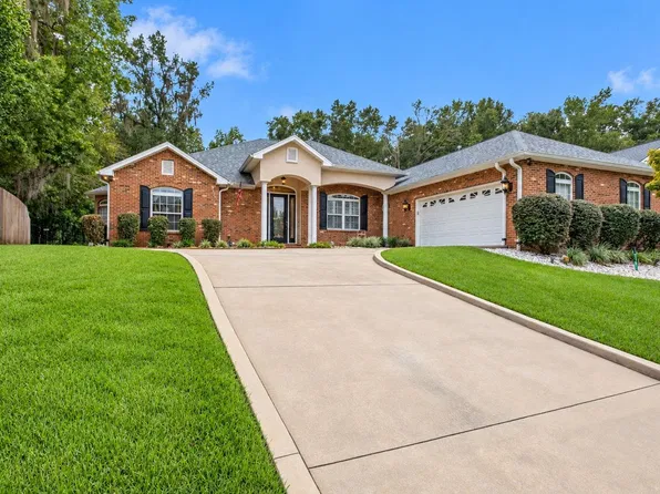 3335 Lake Run Dr, Tallahassee, FL 32309