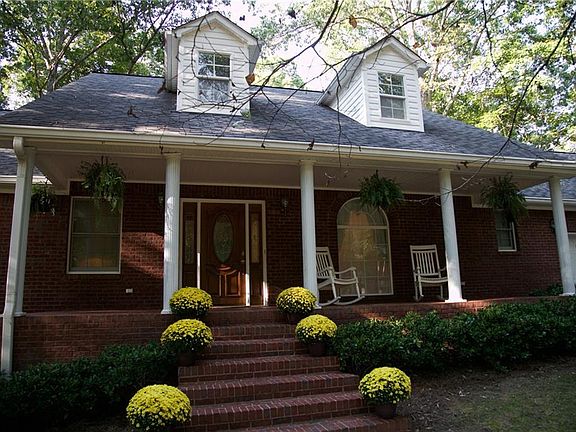5th image of 164 Grace Dr