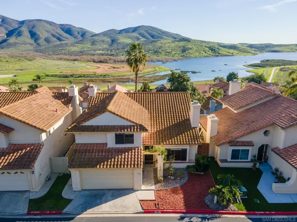 10137 Greenleaf Rd, Spring Valley, CA 91977