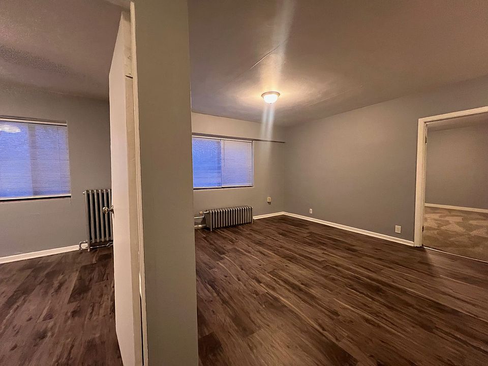1st image of 3553 N Oakland Ave #311