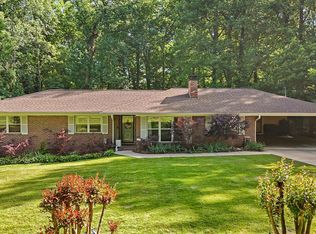 909 10th Pl, Pleasant Grove, AL 35127