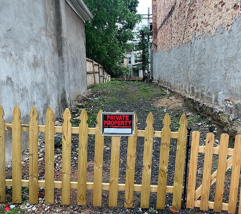 2nd image of 308 Hollenbach St