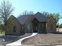 1st image of 615 Cliff Dr