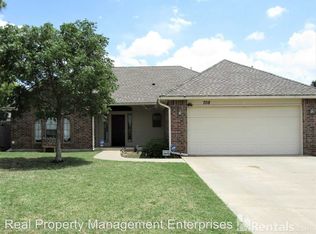 708 Wall Cir, Moore, OK 73160