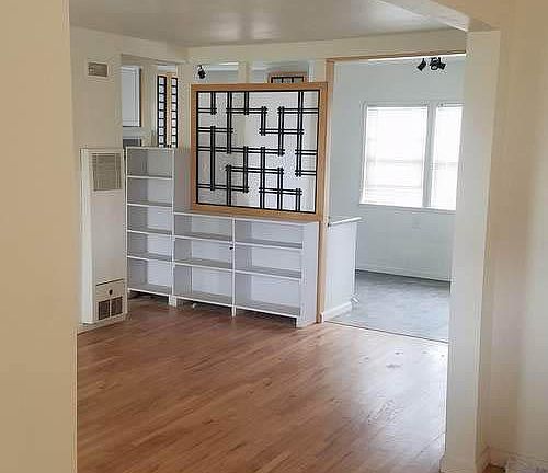 5th image of 11233 Emelita St Unit 3