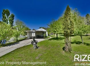 147 E Kambouris Ln, Farmington, UT 84025
