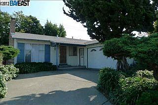 4th image of 850 Carmel Ct