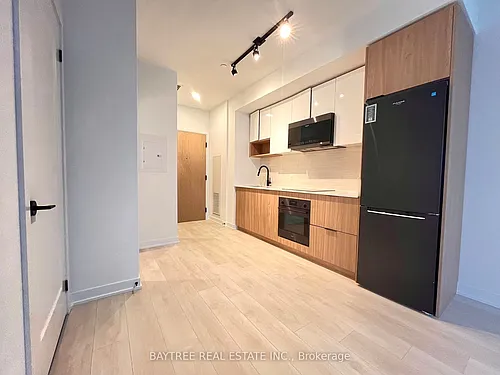 5 Defries St Photo 1