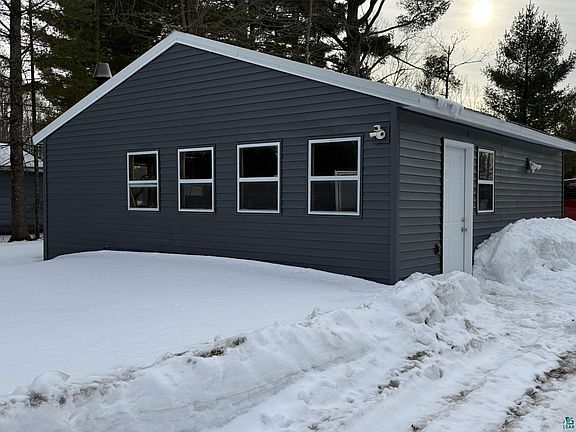 3rd image of 864 Brower Dr