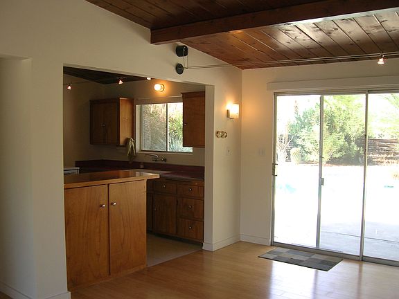 kitchen, view to back yard