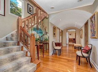 19 Lawrence Ln, Harrison, NY 10528