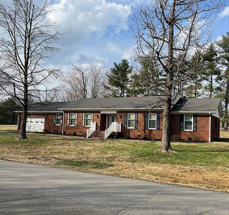 1st image of 678 Shamrock Dr