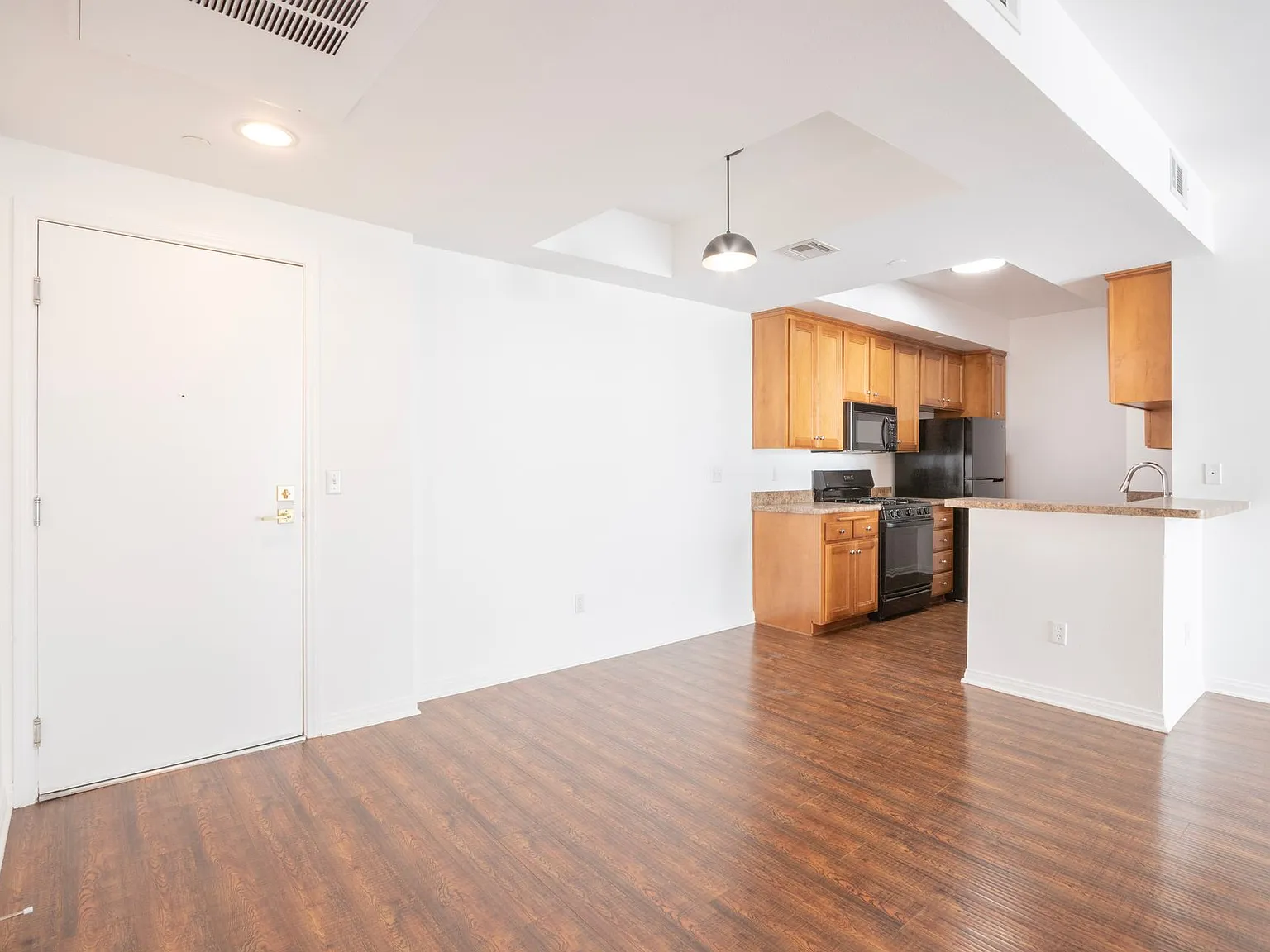 1317 Westgate Ave — Photo 1