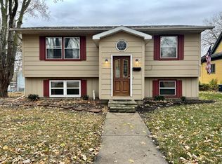 503 S 2nd St, Oregon, IL 61061