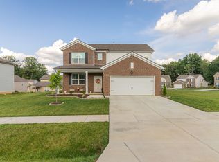 2017 Neill Ln, Cross Plains, TN 37049