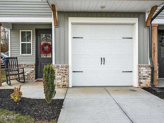 4th image of 4829 Moon Lake Ln