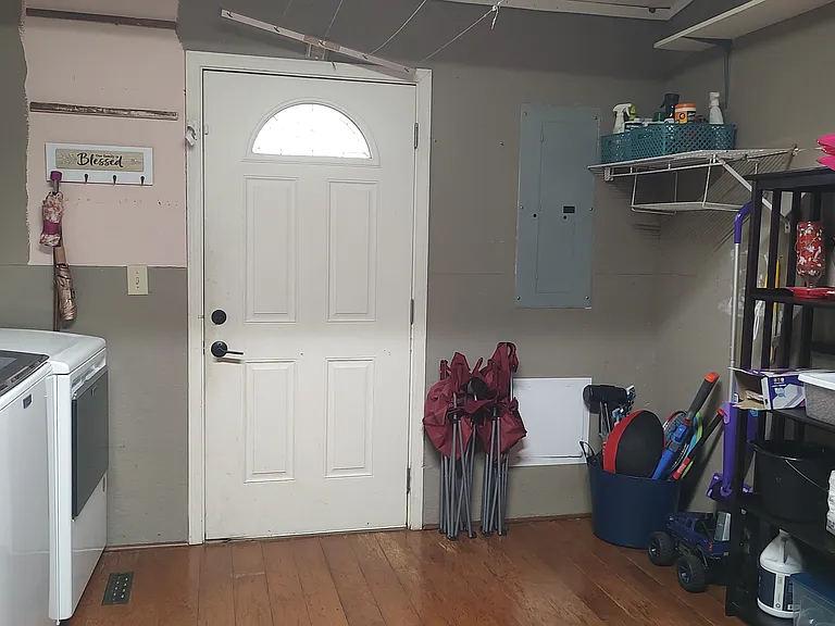 232 Island Creek Rd — Photo 14