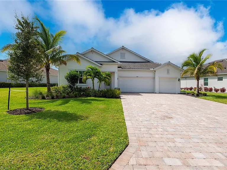 13528 Blue Bay Cir — Photo 2