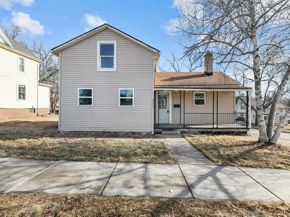 313 S Lincoln Ave, Beaver Dam, WI 53916