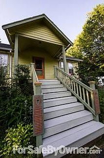 The front porch is very unique!!!