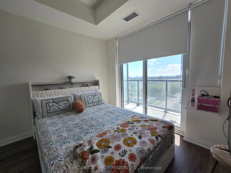 3260 Sheppard Ave E #1501 — Photo 9