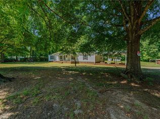 2676 Judy Ln, Burlington, NC 27217