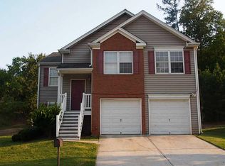541 Arbor Ridge Dr, Stone Mountain, GA 30087