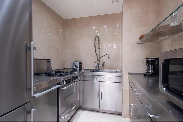 Rented by Douglas Elliman | media 13