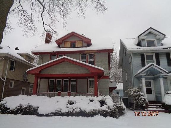 3rd image of 102 Winbourne Rd