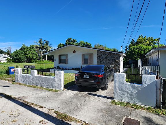 4th image of 836 NW 98th St #836